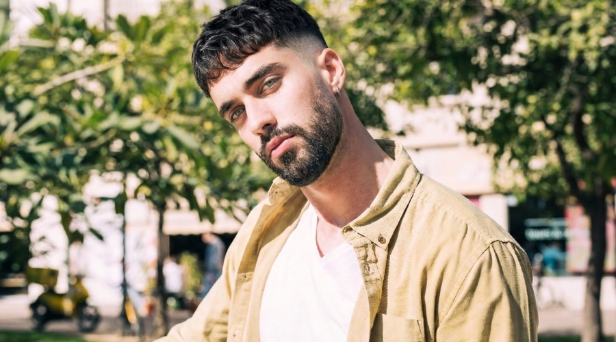 Corte de pelo French crop pra hombres jóvenes